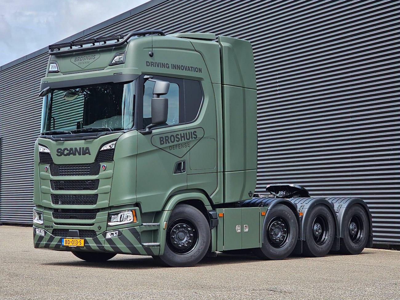 Scania направи "стоножка" за европейските военни