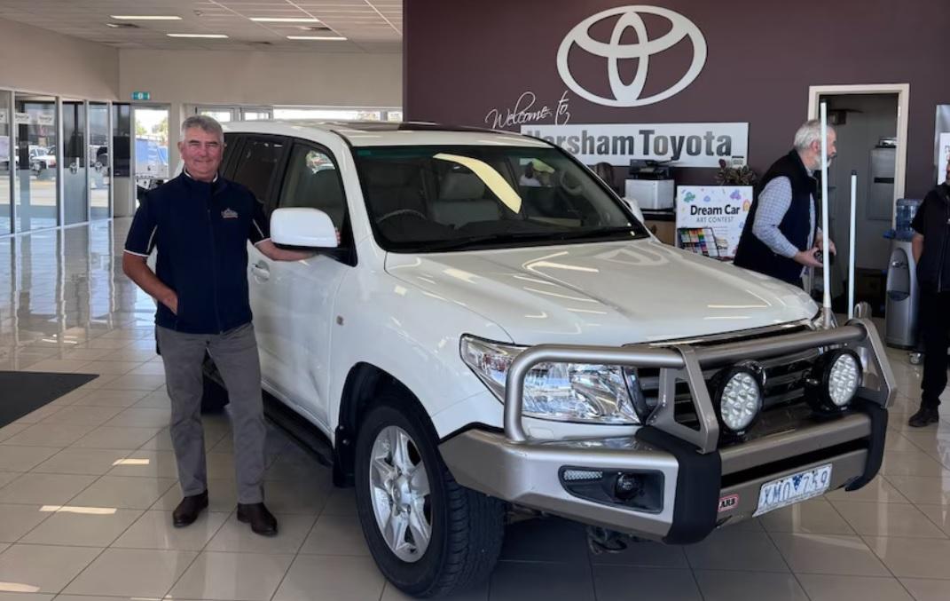 Toyota Land Cruiser измина 999 999 километра с оригинален двигател преди продажба на търг