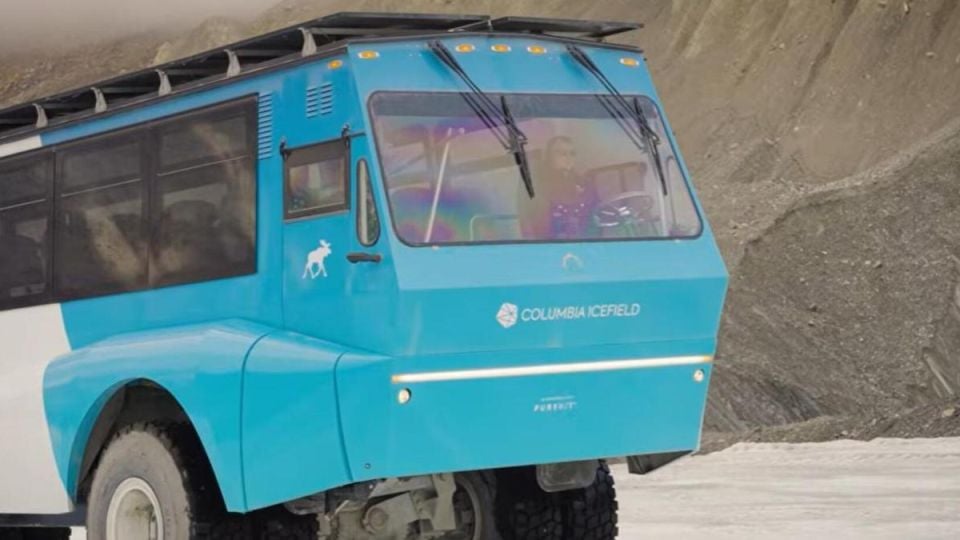В Канада конструираха първия напълно автономен електробус, работещ без външна зарядна мрежа
