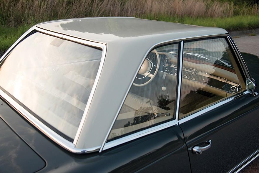 Историята на Mercedes-Benz SL W113: Как се роди легендарната „Пагода“ и защо придоби култов статут