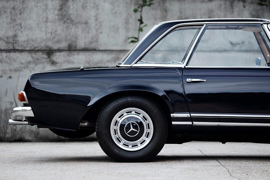 Историята на Mercedes-Benz SL W113: Как се роди легендарната „Пагода“ и защо придоби култов статут