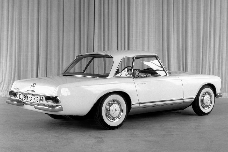 Историята на Mercedes-Benz SL W113: Как се роди легендарната „Пагода“ и защо придоби култов статут