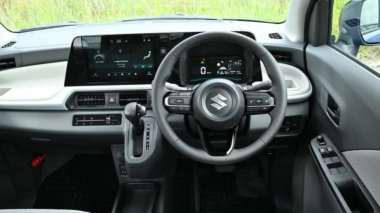 По-евтин от Vitara: Suzuki представи достъпен градски електрически автомобил