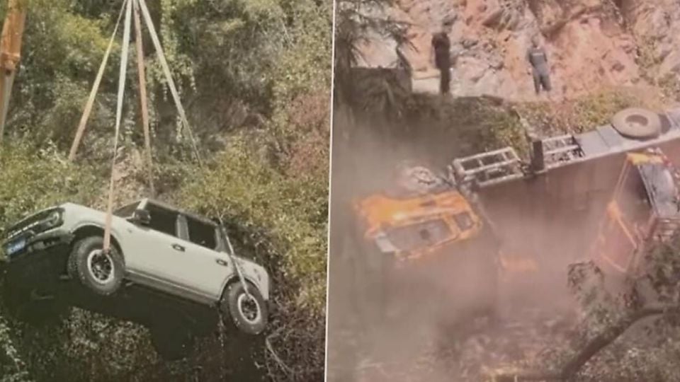 Подборка от зрелищни кадри: Кран, издърпващ кола от вода, се срути в Китай