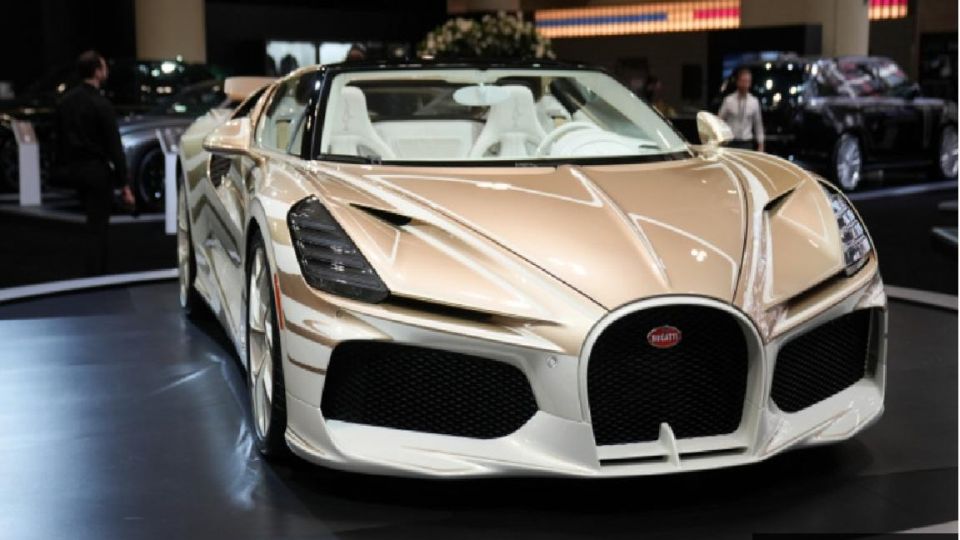България вече с два броя Bugatti W16 Mistral - от 99 произведени в света