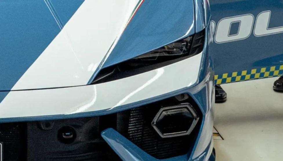 Lamborghini пусна модела Temerario за полицията, развива скорост от 343 км/ч