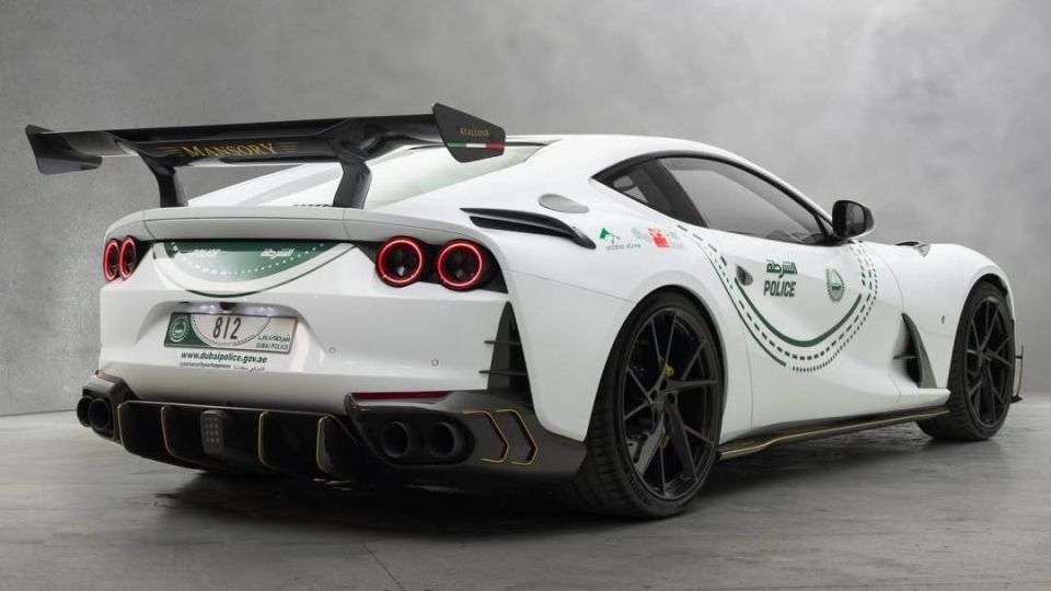 Патрулна полиция получи суперкола Ferrari с 800 конски сили