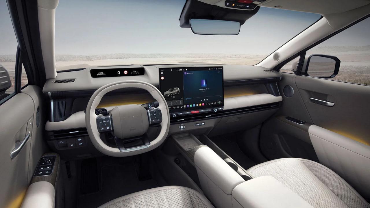 Брутална визия и задвижване на всички колела: Hyundai разсекрети Tucson XRT