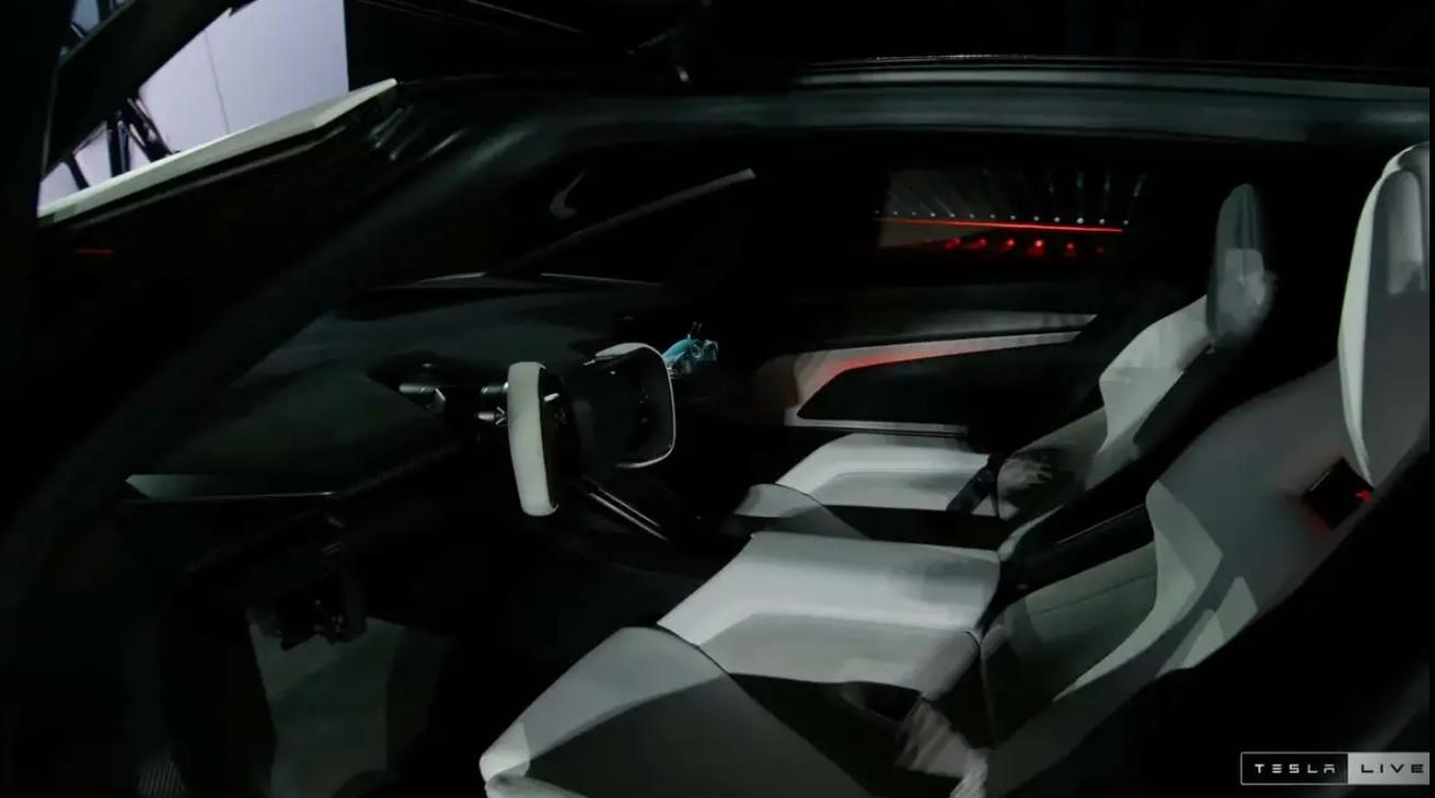 Tesla представи сензационния Roadster, който може да лети и ускорява до 100 км/ч за 0,81 с