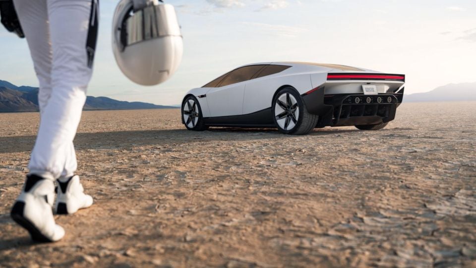 Roadster 2 е добър каскадьорски трик, но ще бъде ли добра кола?