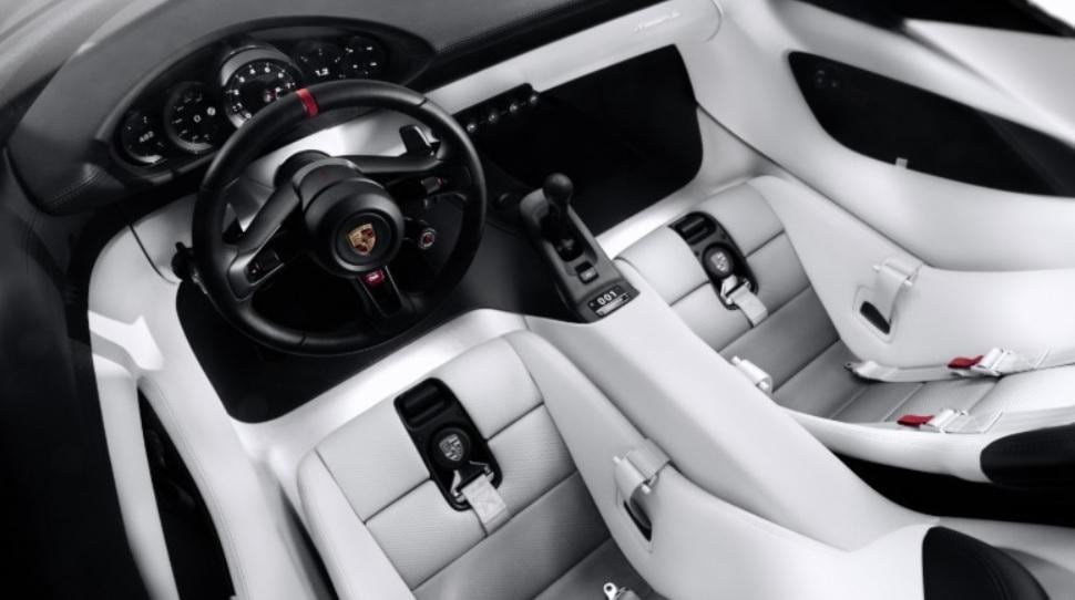 Porsche представи суперкола, която превъзхожда 911