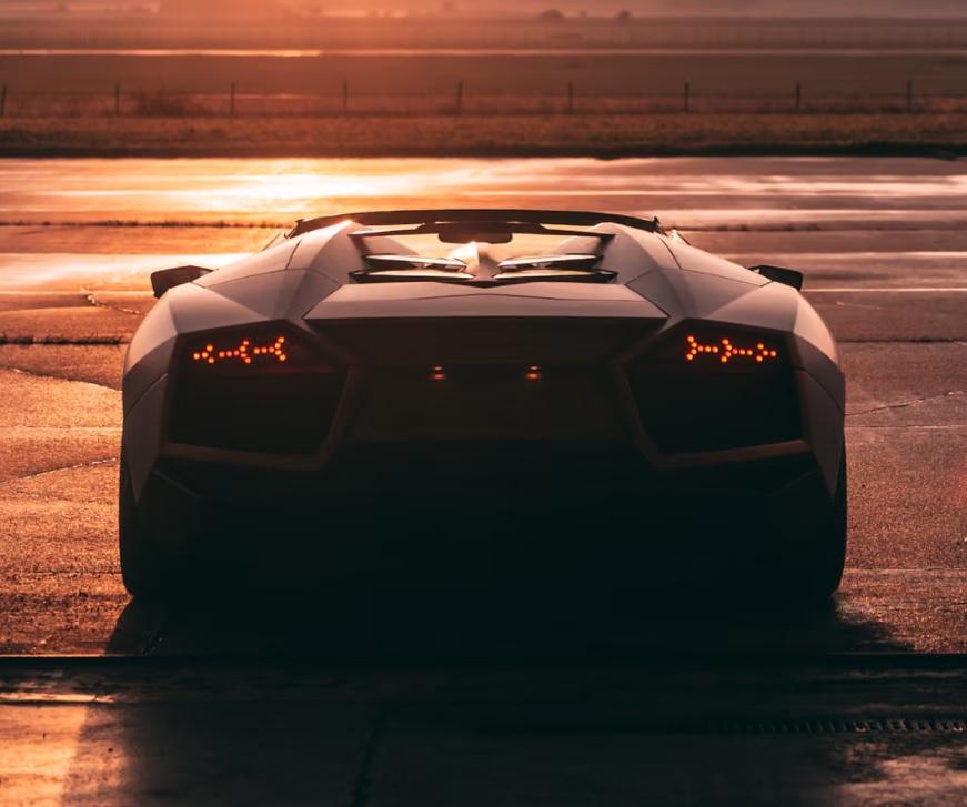 Капсула на времето за $3 милиона: Продава се уникален Lamborghini почти без пробег