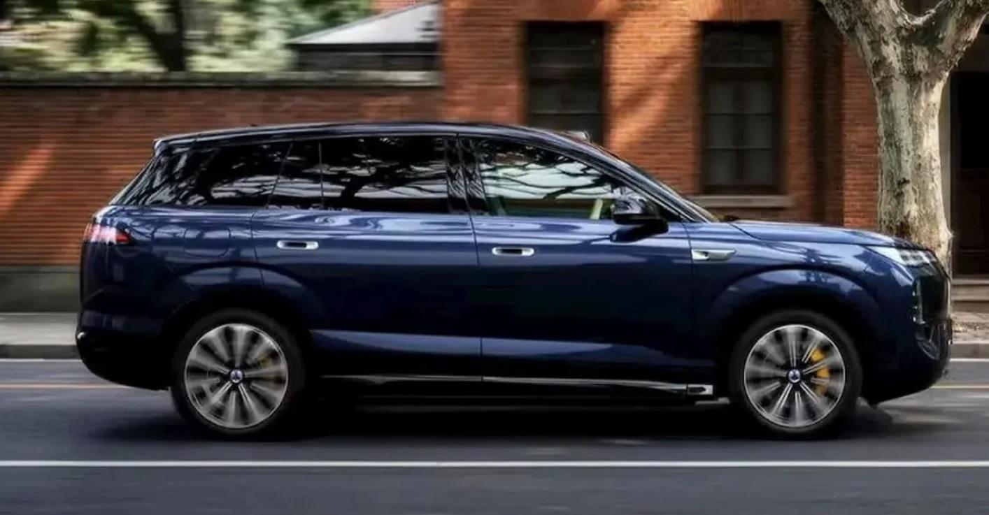BYD представи премиум кросоувър с 1210 конски сили