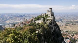 Супер лукс и покъртителна бедност - шестте най-малки държави в света