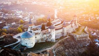 Замъкът Камянец-Подилски – едно от седемте чудеса на Украйна