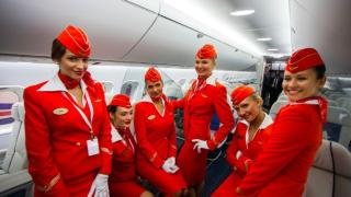Уникално ВИДЕО показа как се обучават стюардесите