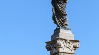 В кой български град се намира Статуята на Свободата