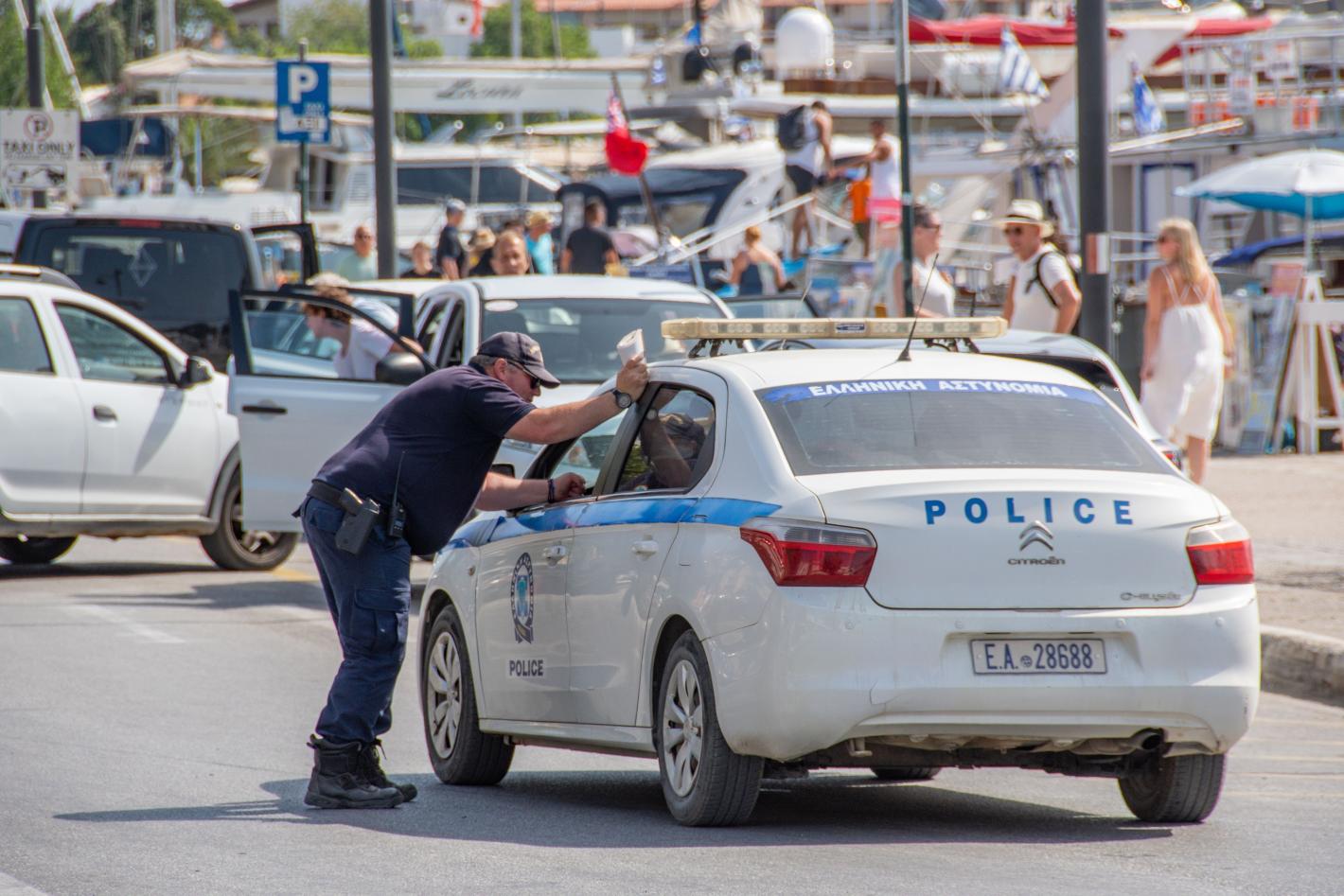 Глобиха българи в Гърция, защото не знаеха този телефон