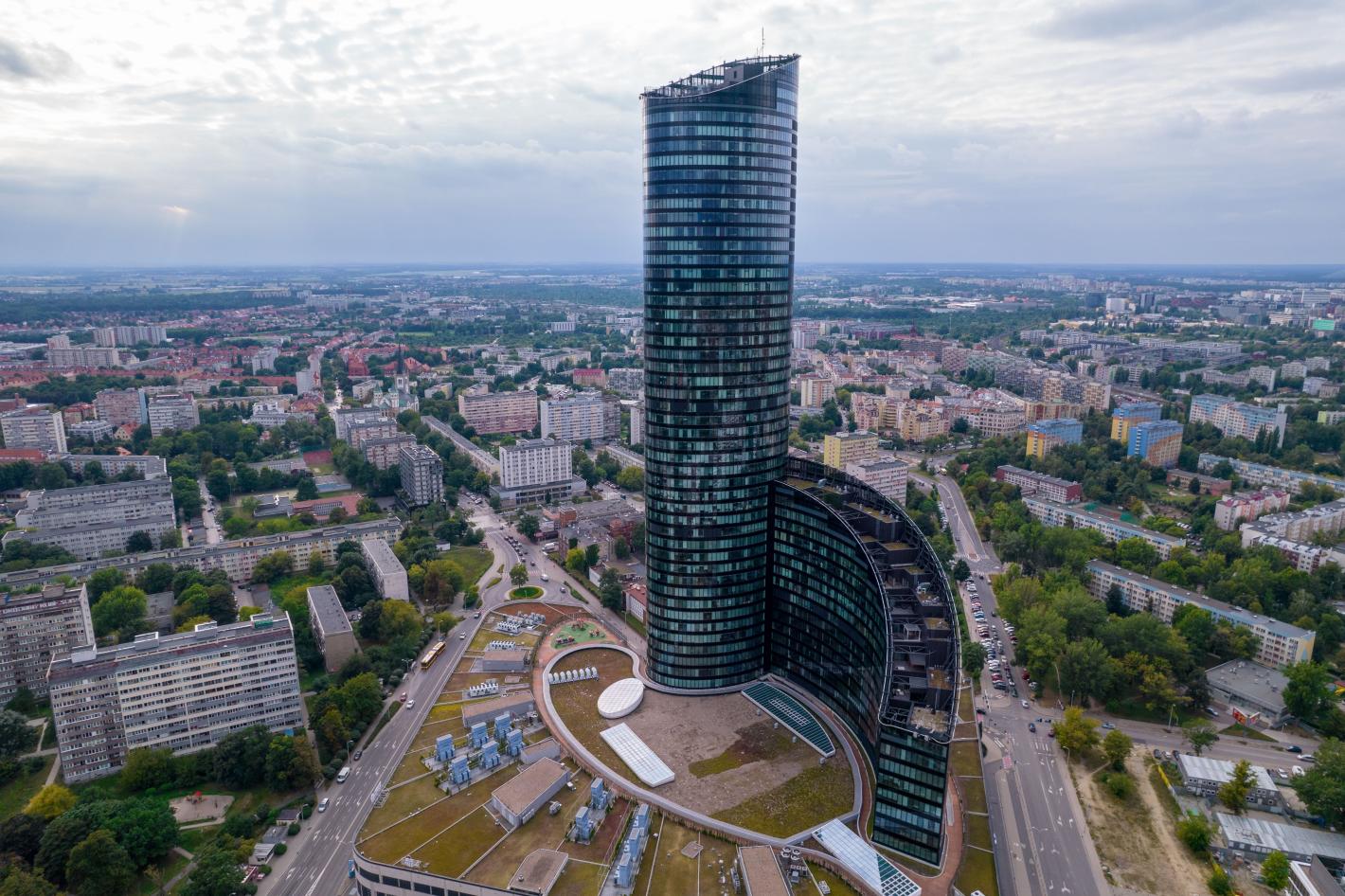 "Най-хубавият европейски град": Има 12 реки, 21 острова и интересна архитектура