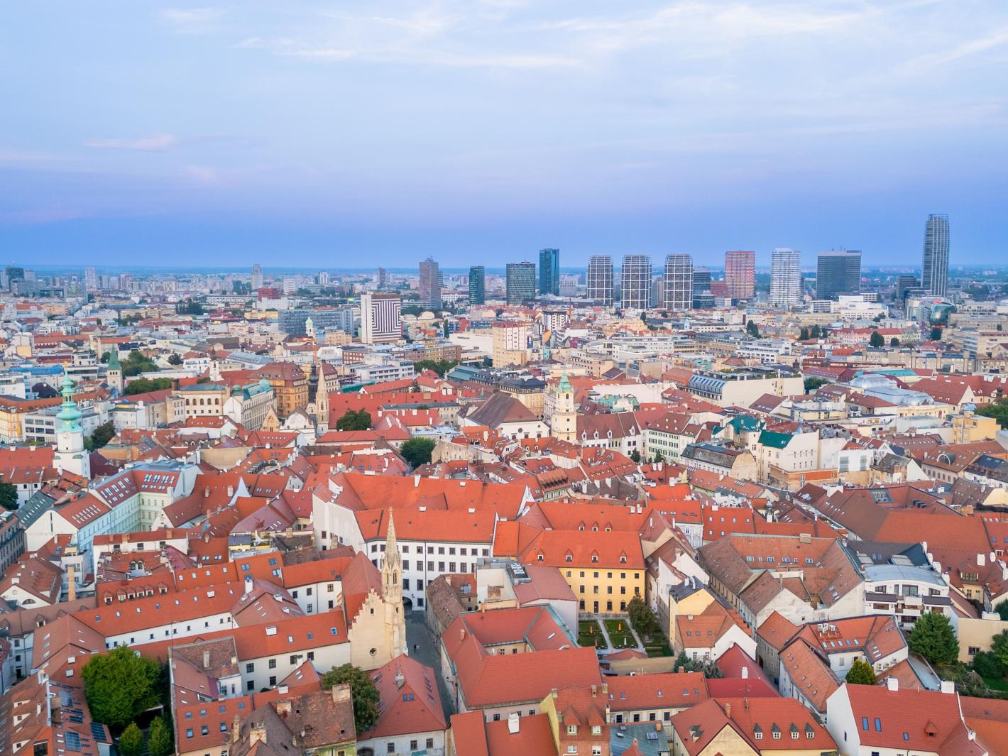 Колоритна европейска столица е номер 1 по евтиния - бие България и Полша