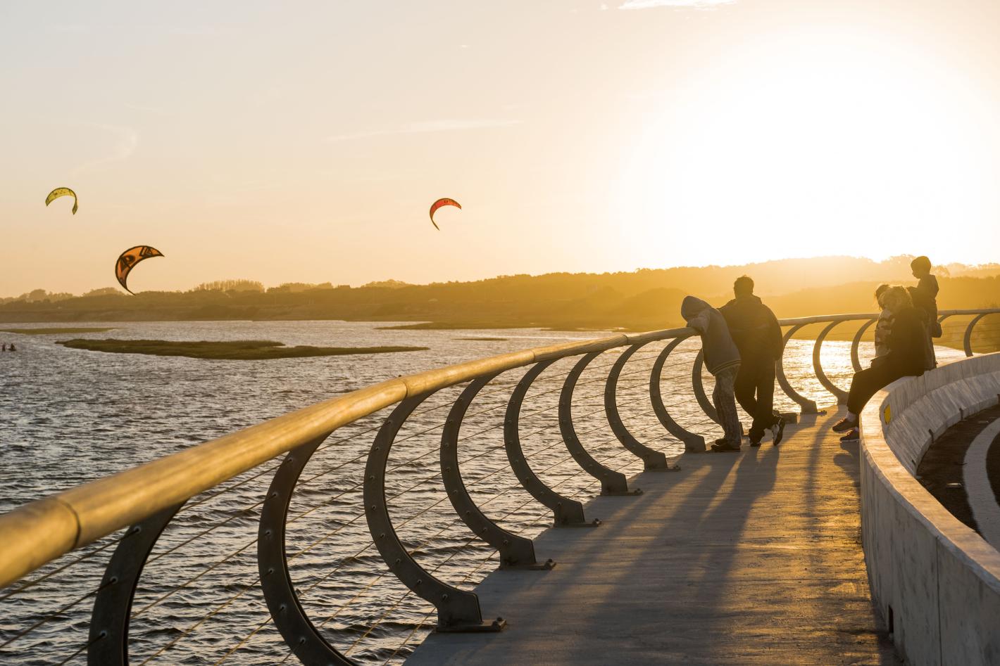Това е един от най-странните и красиви мостове в света