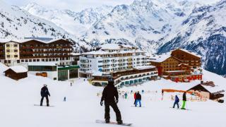 Алпийска зима и градски чар: Австрия чупи туристически рекорди