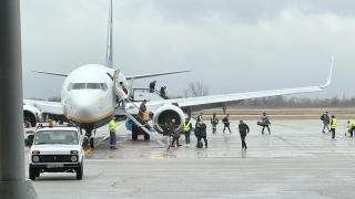 Обявиха минималните стандарти за обслужване на пътници на столичното летище