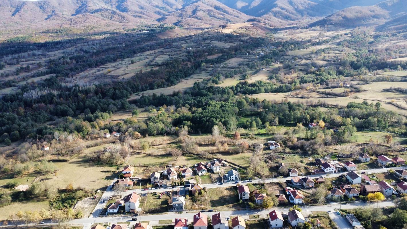 Първото казино в България тъне в разруха