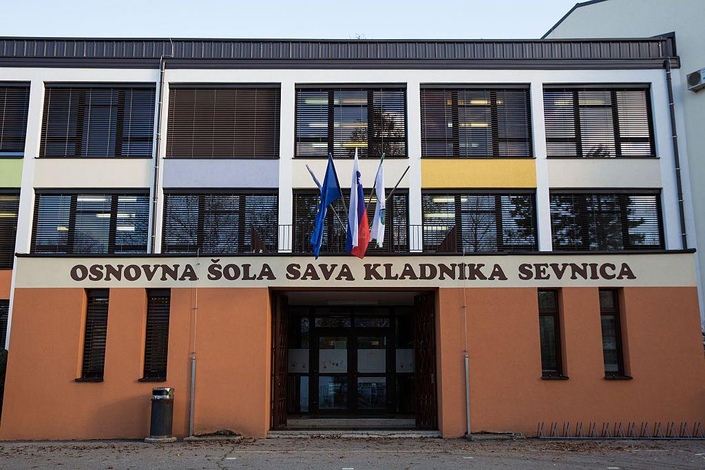 Родният град на Мелания Тръмп и панелката, където е живяла