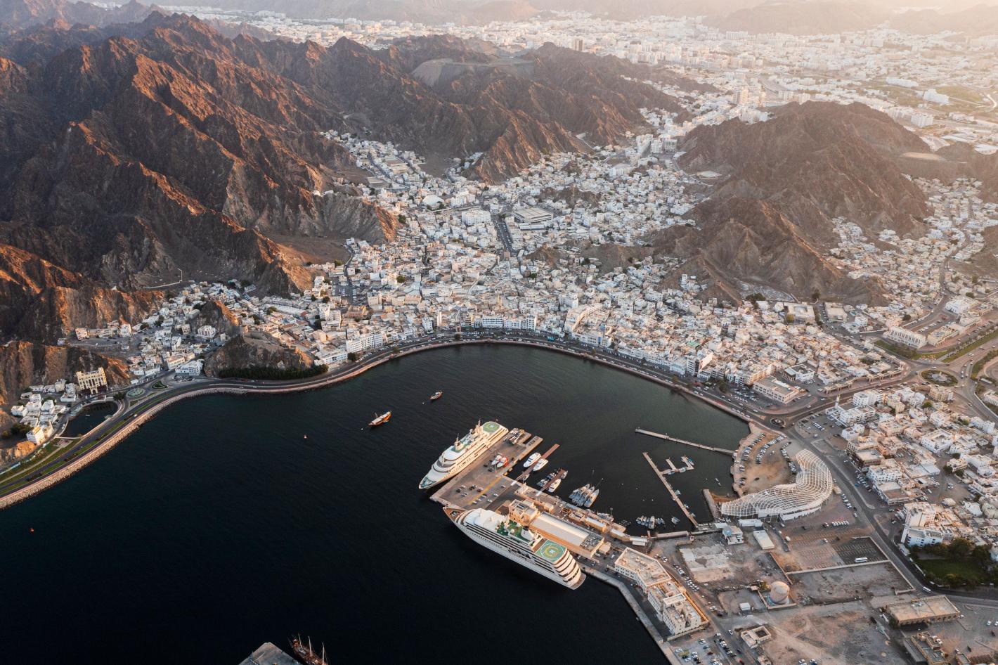 Столицата на тази държава се пръска, решението - нов град