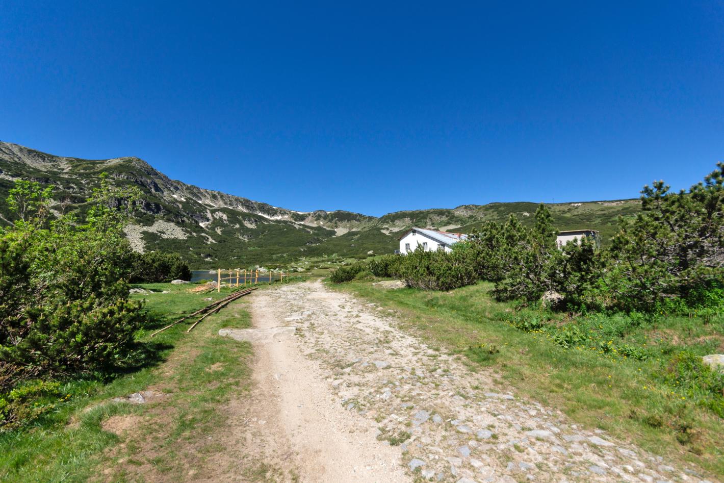 Курортна местност в Родопите предлага разнообразни маршрути за планинско колоездене