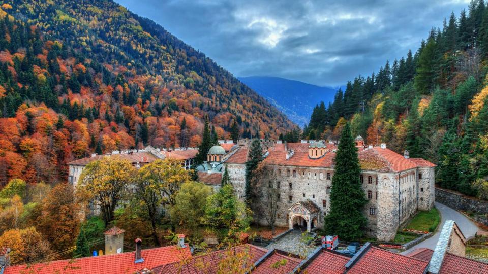 Забраниха паленето на огън в природен парк "Рилски манастир"