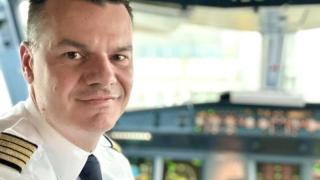 Известен пилот: Удар с птица е неприятен, но далеч не фатален сценарий