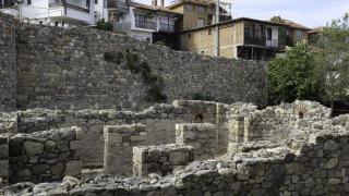 Уникален летен маршрут ни движи по стъпките на гигантския Аполон в Созопол