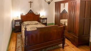 Невероятната къща, скрита на видно място, покрай която хиляди минават без да я забележат