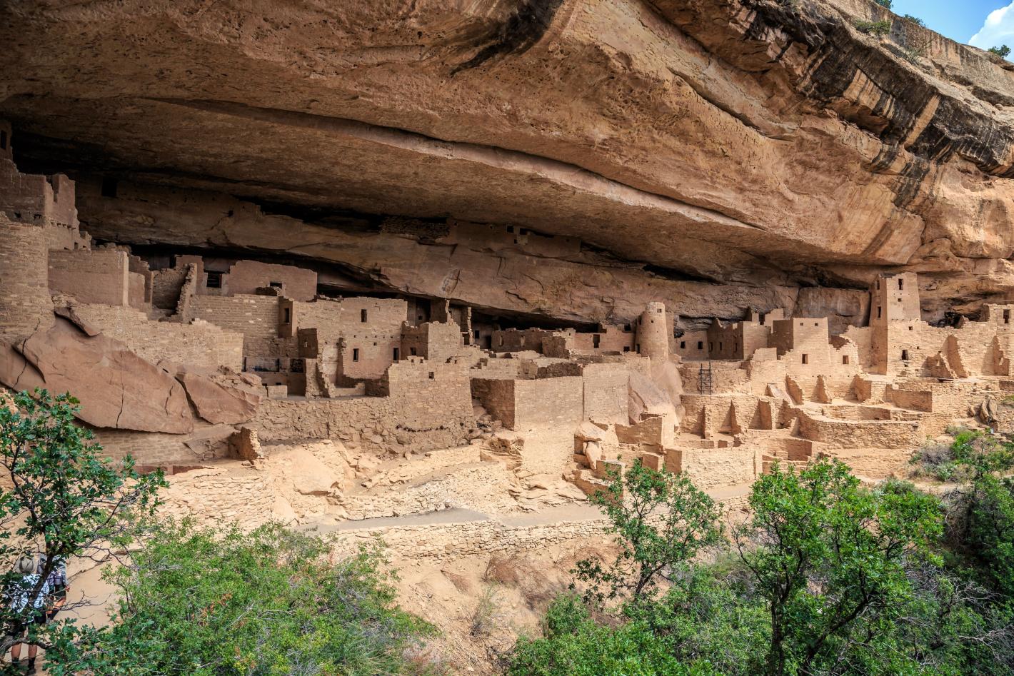 Скалният дворец - тайното селище на древна цивилизация