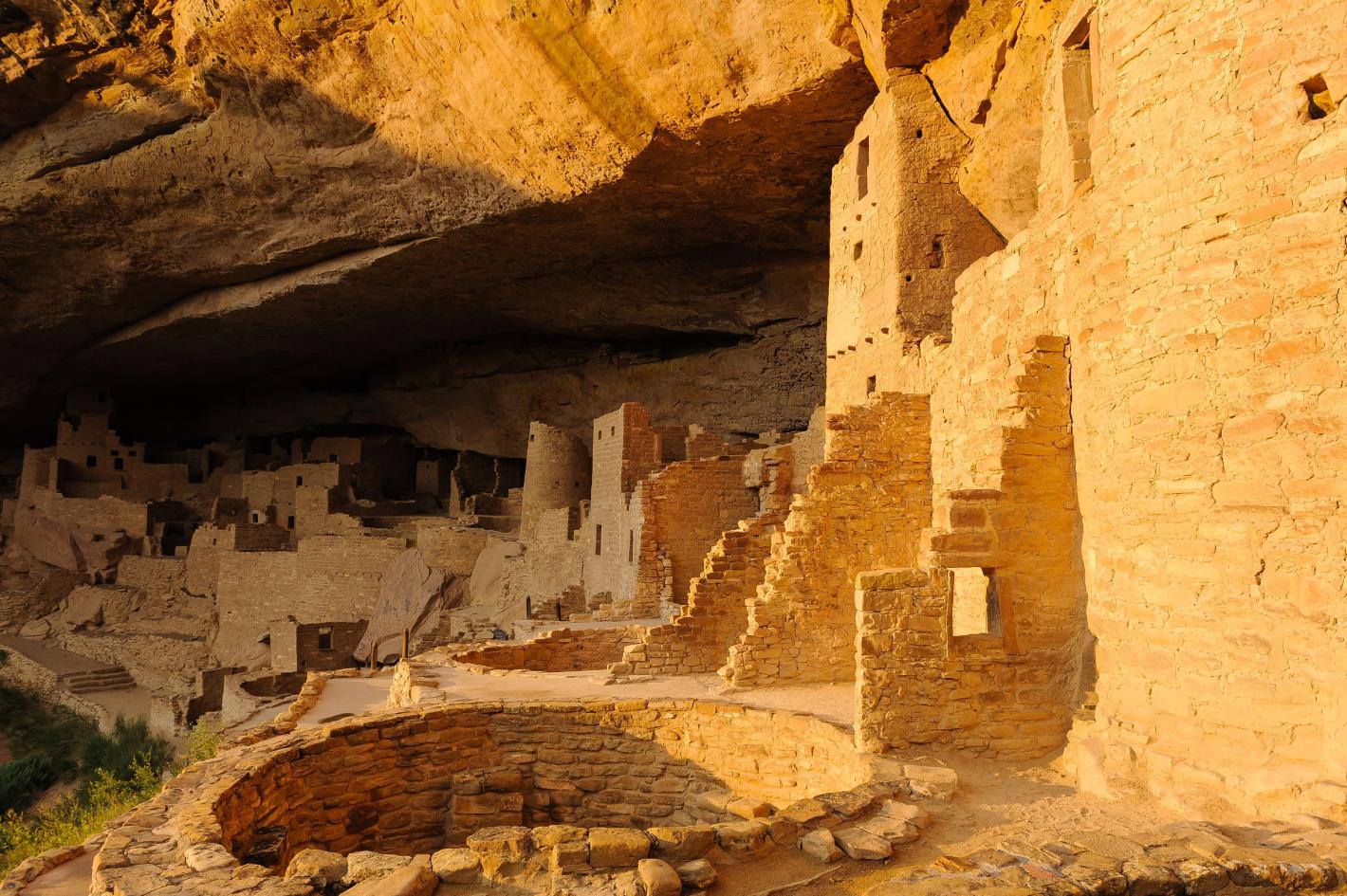 Скалният дворец - тайното селище на древна цивилизация