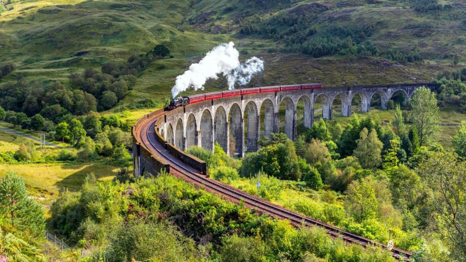 Най-живописните ж.п. линии в Европа - едната е в България