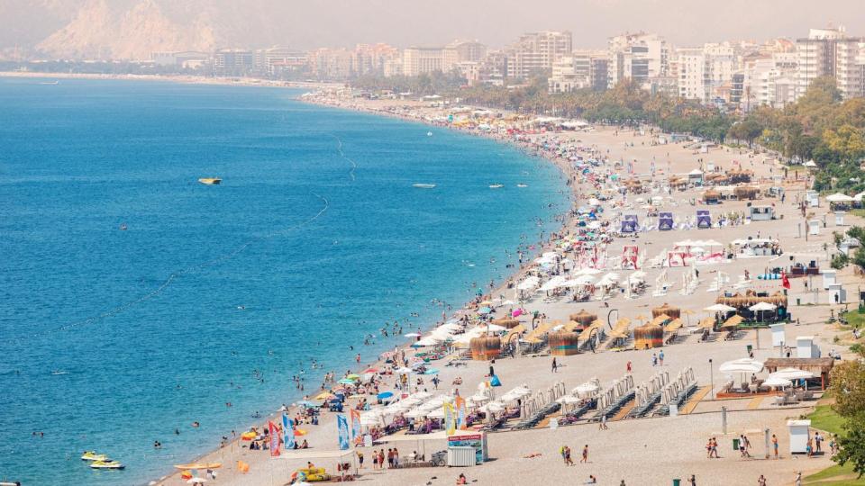 Турция с рекорден брой туристи още преди сезона