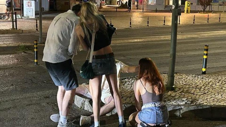 Двама туристи загинаха мистериозно на ергенски партита в Португалия