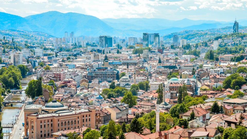 Бира с вечерята за 2 евро - балканска столица омая британците