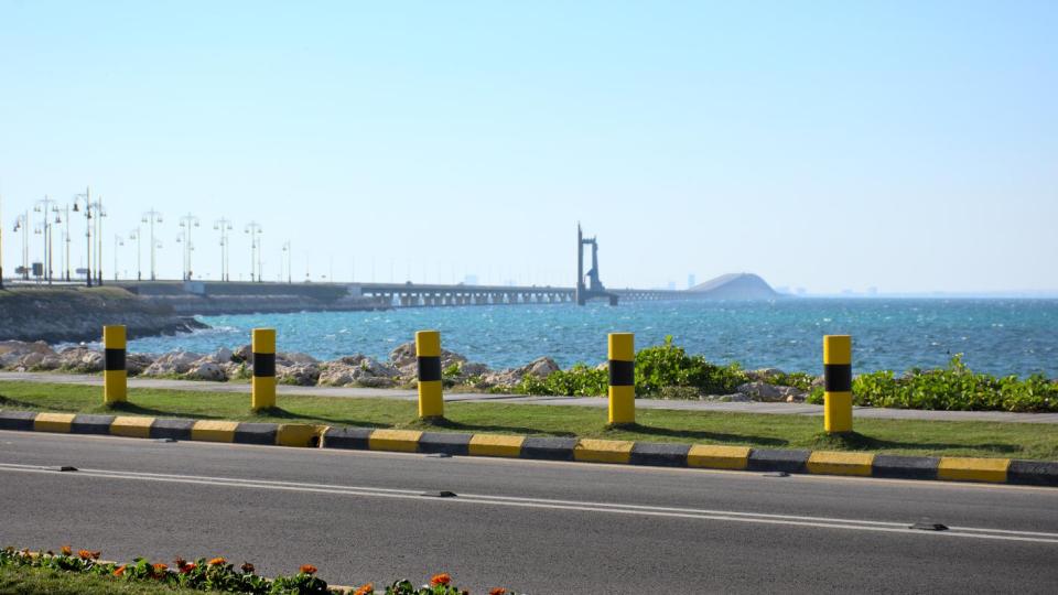 Остров Паспорт - създаден изкуствено, за да свърже две държави