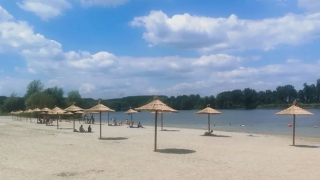 Летен оазис край Дунав: На този плаж ще забравите за морето