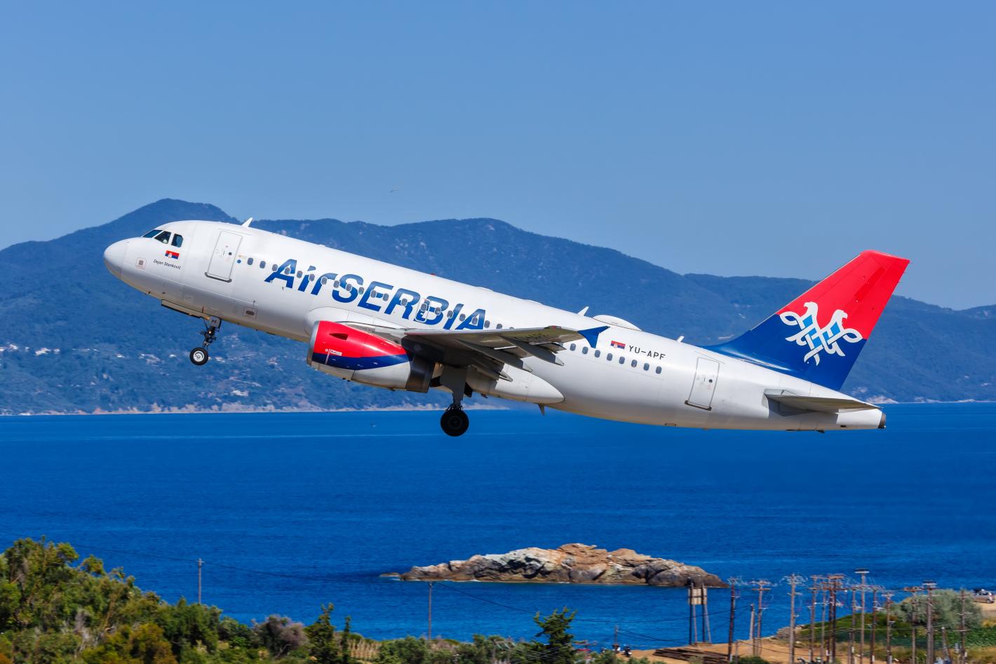 Air Serbia възобнови директните полети до Женева