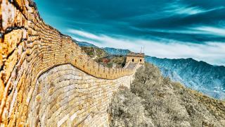 Изкуството на уринирането по време на преход по Великата китайска стена