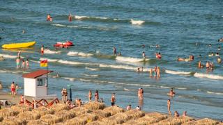 Рязък спад на туристите в известен румънски курорт на Черно море - защо