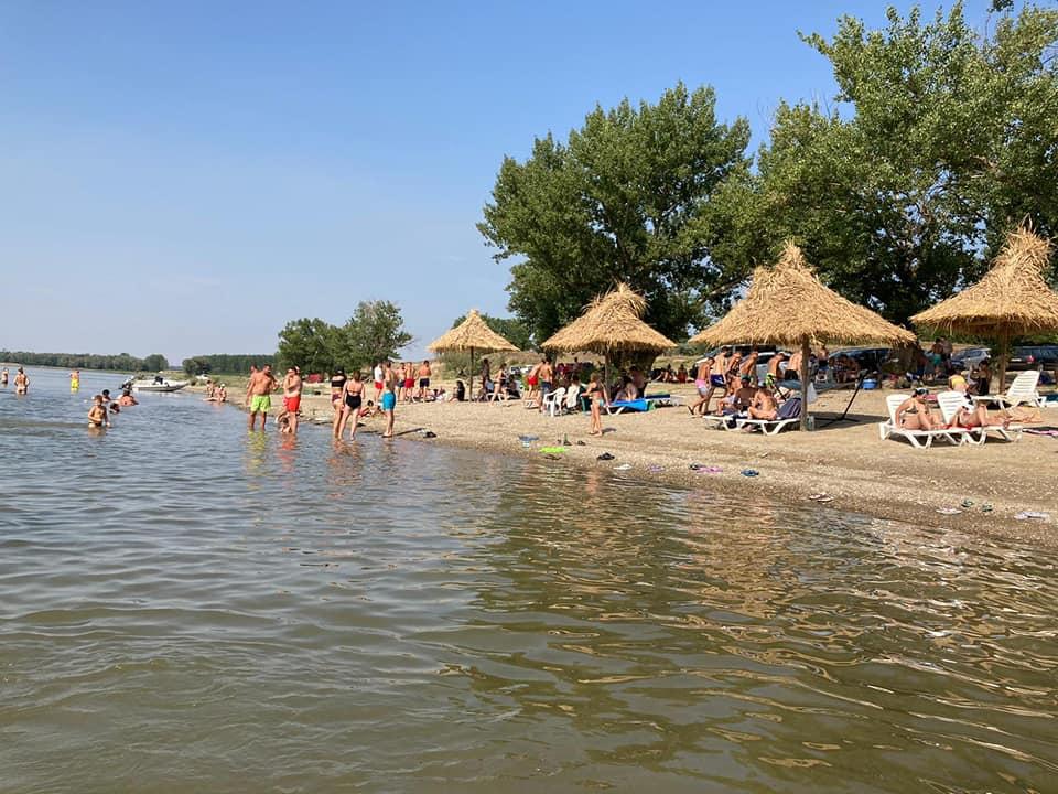 Румънският Слънчев бряг - цените избиват рибата Видео