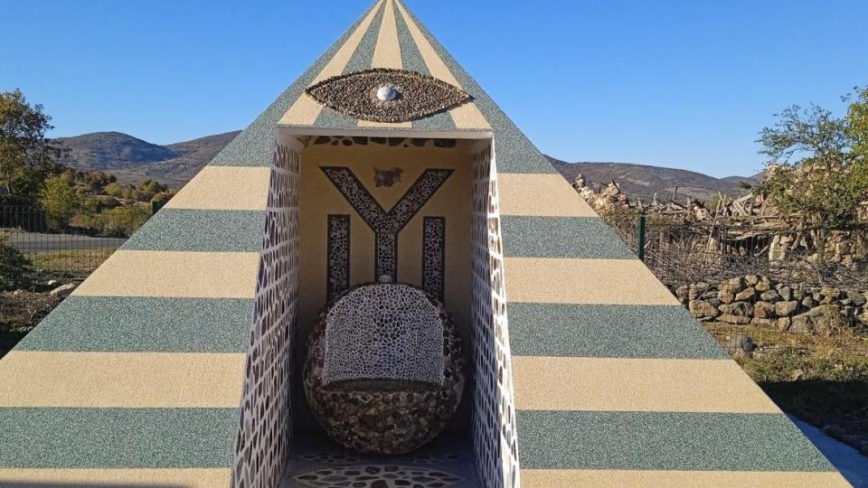 Уникална лечебна пирамида в България дава сили