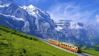 Влаковете в Швейцария никога не закъсняват - разкриха тайната на точността им!