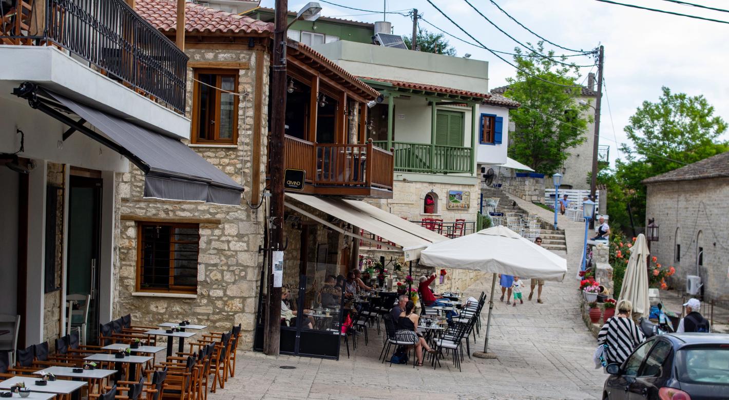 Сръбкиня разочарована от лятната си почивка в Гърция: Не ми хареса нищо, като панаир е през нощта